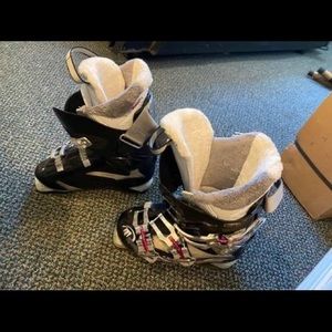 Women’s Tecnica Ski Boots
